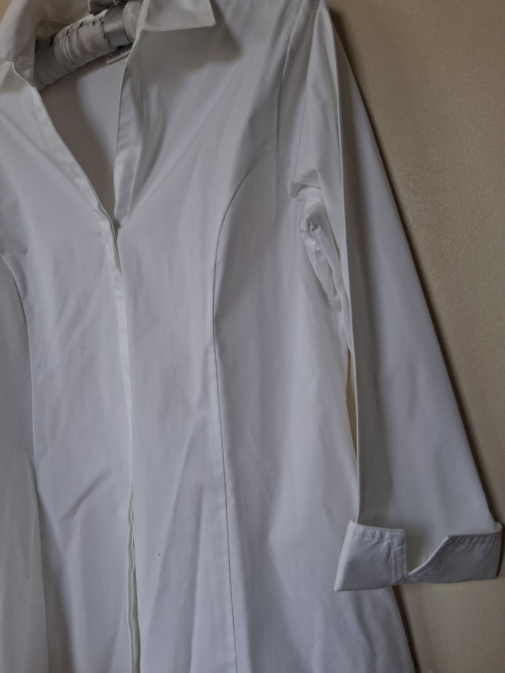 Lee Riders White Women's Button-Down Collared Shirt - Picture 2 of 5